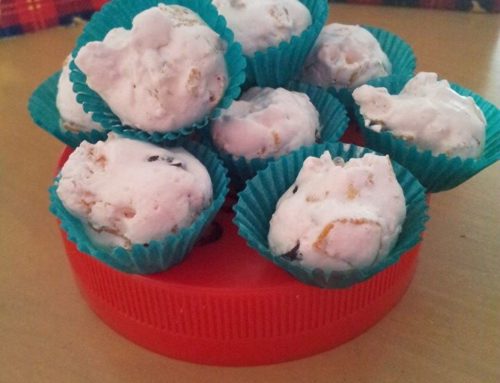 Meringues wif cornflakes & choc chips