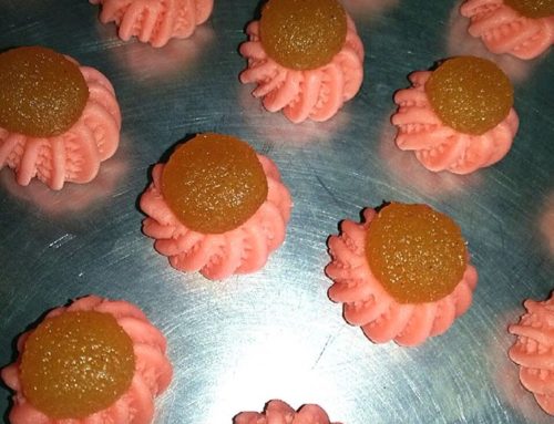 Melt in Mouth Colorful Pineapple Tarts – by Joey Foo